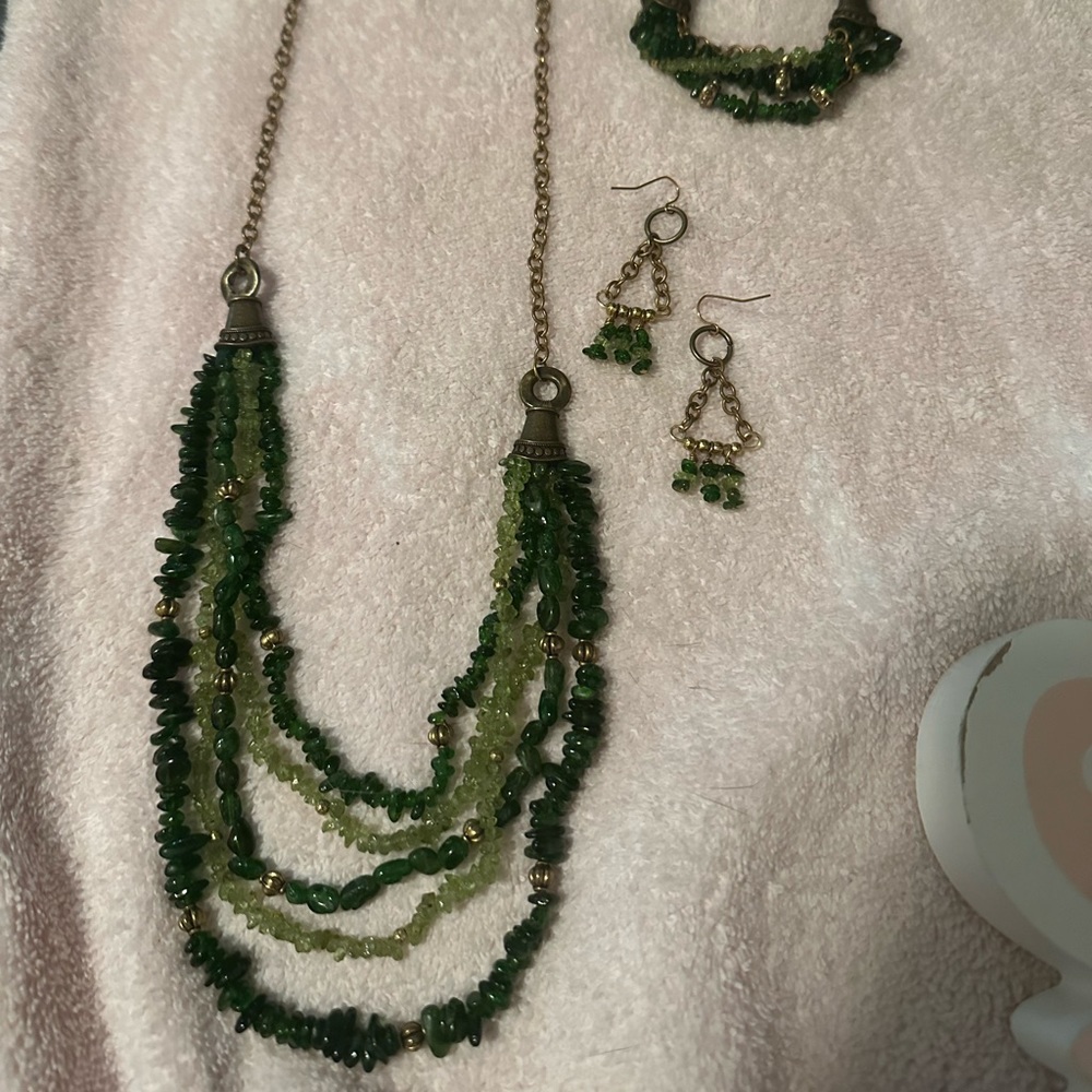 Handmade by me. Chrome diopside and peridot jewelry set with antique bronze